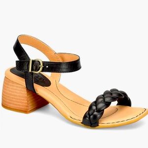 Born NWOT Black Braided Strap Block Heel Sandals size 10 leather shoes